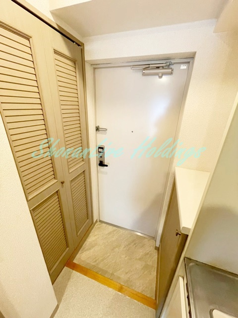藤沢市藤沢の賃貸マンションの玄関