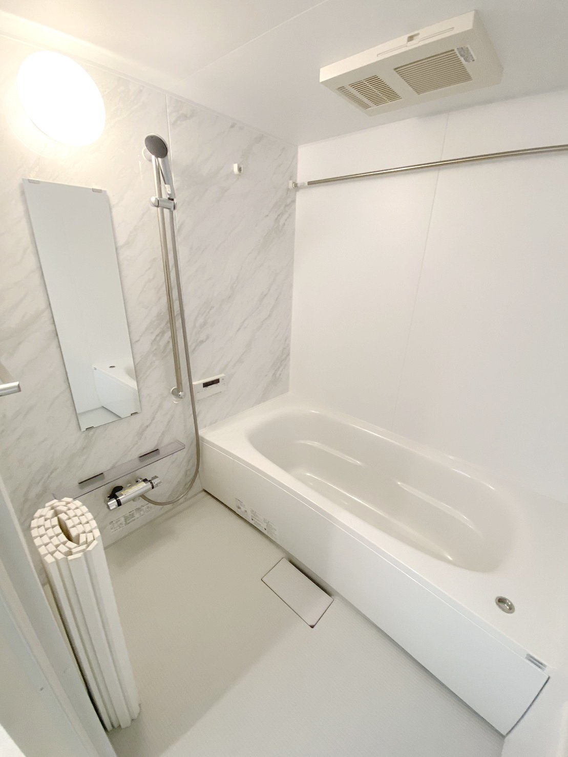 Ｌａｔｔｅ　ｕｅｎｏ　ｉｎａｒｉｔｙｏの浴室