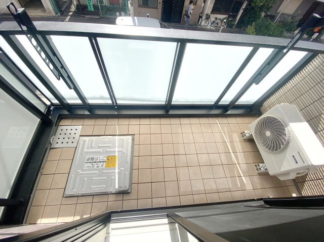 Ｌａｔｔｅ　ｕｅｎｏ　ｉｎａｒｉｔｙｏのバルコニー