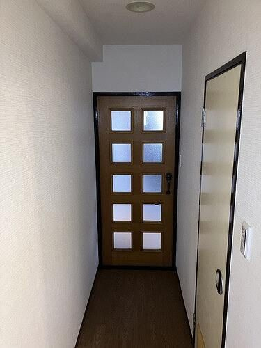 ライオンズマンション一橋学園の玄関