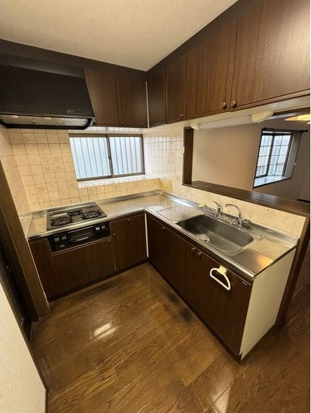 養父元町貸家のキッチン