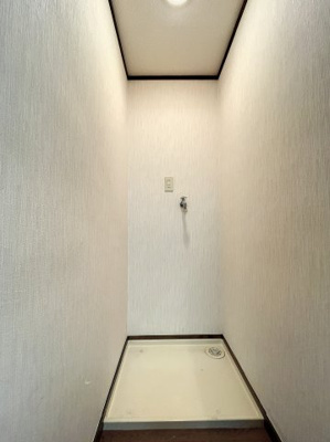 【その他】 | メゾン菅生台 | 室内洗濯機置き場　※ほかのお部屋の写真です。