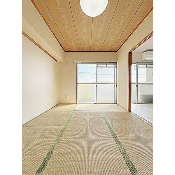 第3田中ビルの和室