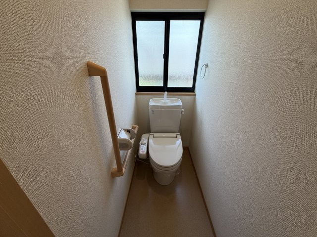 前橋市北代田町　中古住宅のトイレ|■2階トイレ