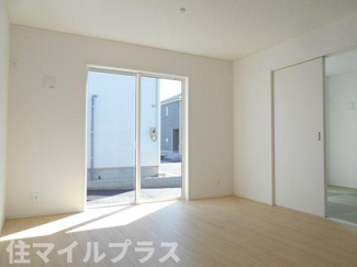 【居間・リビング】 | 郡山市水門町新築一戸建て2棟 | おしゃれな居間です