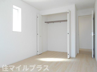 【洋室】 | 郡山市水門町新築一戸建て2棟 | 明るい洋室です