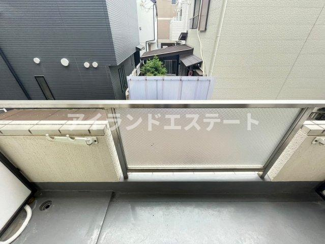 ミキハウス　オートロック　バストイレ別　バイク相談可のバルコニー