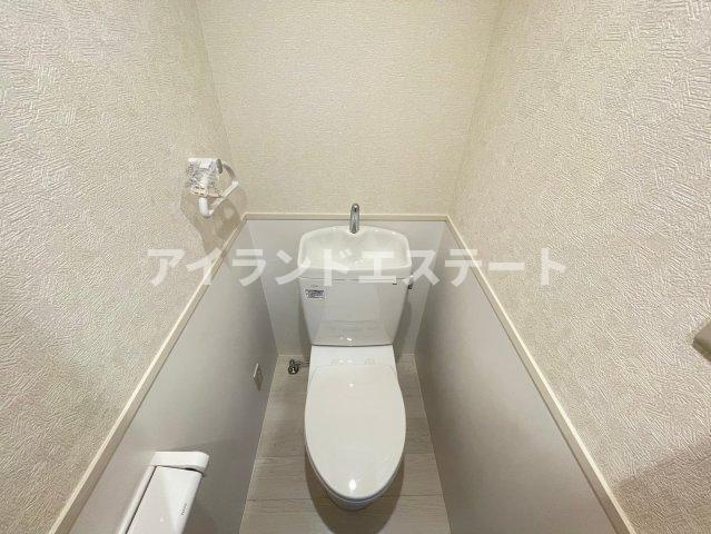 ミキハウス　オートロック　バストイレ別　バイク相談可のトイレ