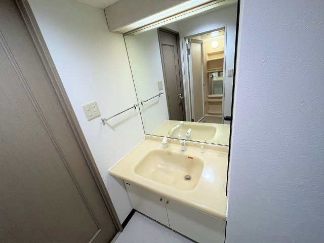 シーアイマンション根津弥生坂の洗面所