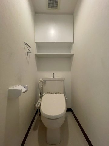 シーアイマンション根津弥生坂のトイレ