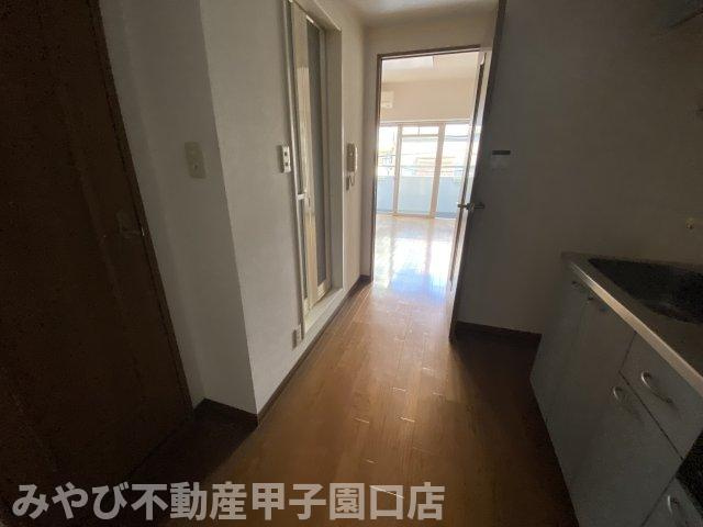 エストゥディオ甲子園口の内装