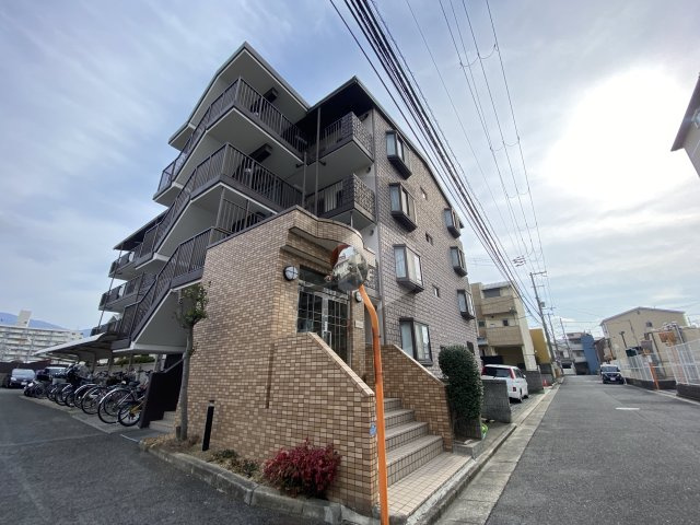 M TAKAIの外観