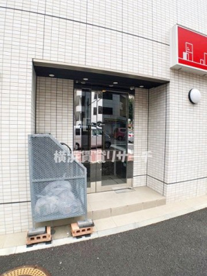 【エントランス】 | レガーロ関内