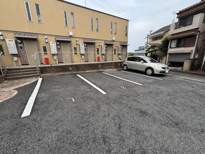 【駐車場】 | グランデス