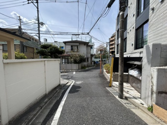 【前面道路含む現地写真】
