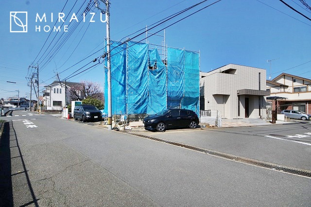 【周辺】 | プライバシー性と開放感を高める住環境。陽当たりの良い開かれたロケーションを活かし、心地よい暮らしをプランニング