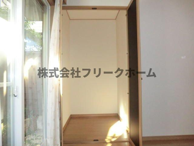 武蔵野市西久保３丁目の一戸建ての収納