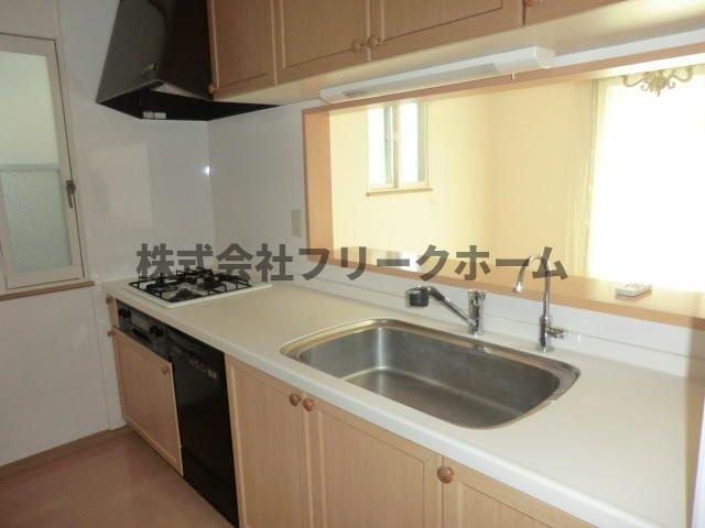 武蔵野市西久保３丁目の一戸建てのキッチン