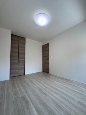 【洋室】 | Casa Hila | ※同タイプの別の部屋の写真です。