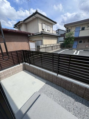 【バルコニー】 | Casa Hila | ※同タイプの別の部屋の写真です。