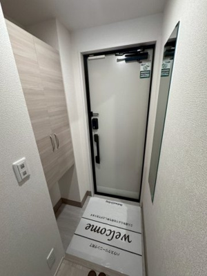【玄関】 | Casa Hila | ※同タイプの別の部屋の写真です。