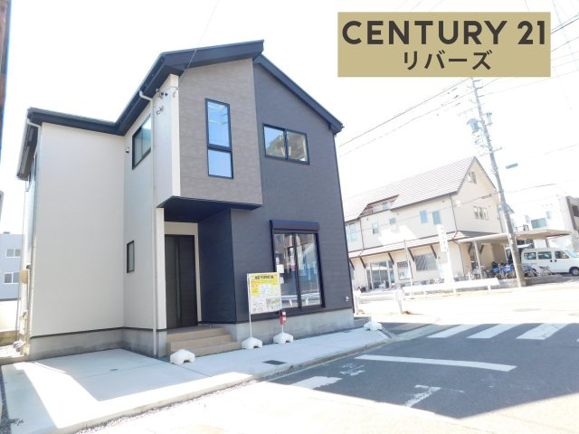 名古屋市南区元桜田町４丁目の新築一戸建の前面道路含む現地写真|☆限定１棟☆　　新価格！！いつでも見学出来ます♪（お問合せ当日、平日、水曜、夜間でもＯＫ）　長期優良住宅！　開放的な角地！　駐車２台ＯＫ♪　広々リビング１８．０帖！　４ＬＤＫ物件♪