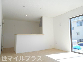 【居間・リビング】 | 郡山市昭和1丁目新築一戸建て5棟 | おしゃれな居間です