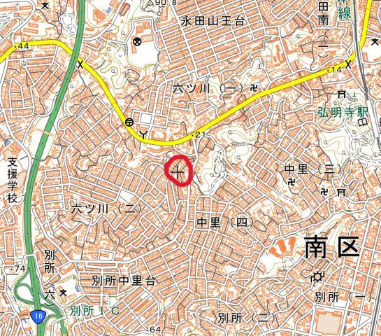 横浜市南区　アパート一棟の地図