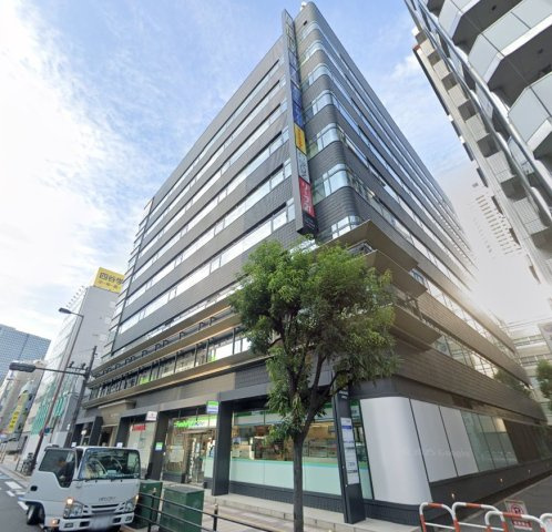 LUCID SQUARE UMEDA
