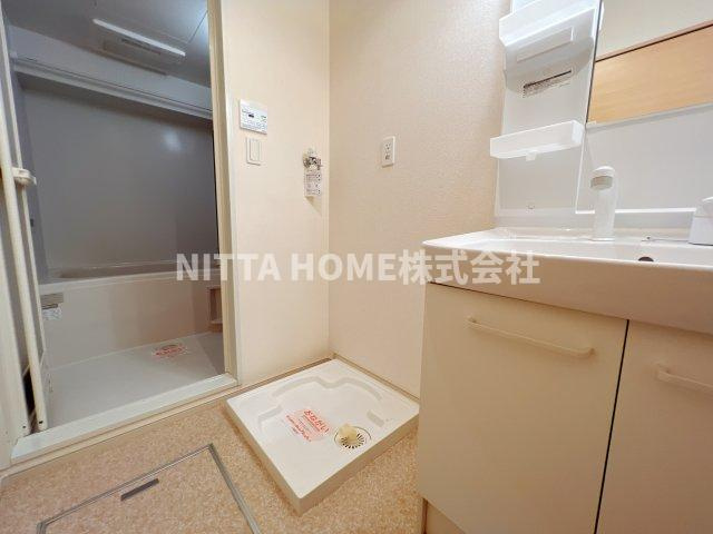 ＨｉＲｏの洗面所|室内洗濯機置場になります＊