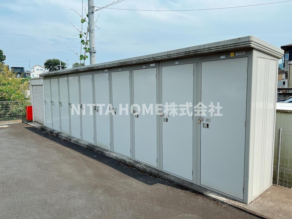 ＨｉＲｏのエントランス|外部物置が付いています◆