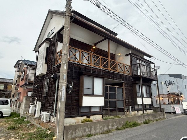 リバーサイドハウスの外観