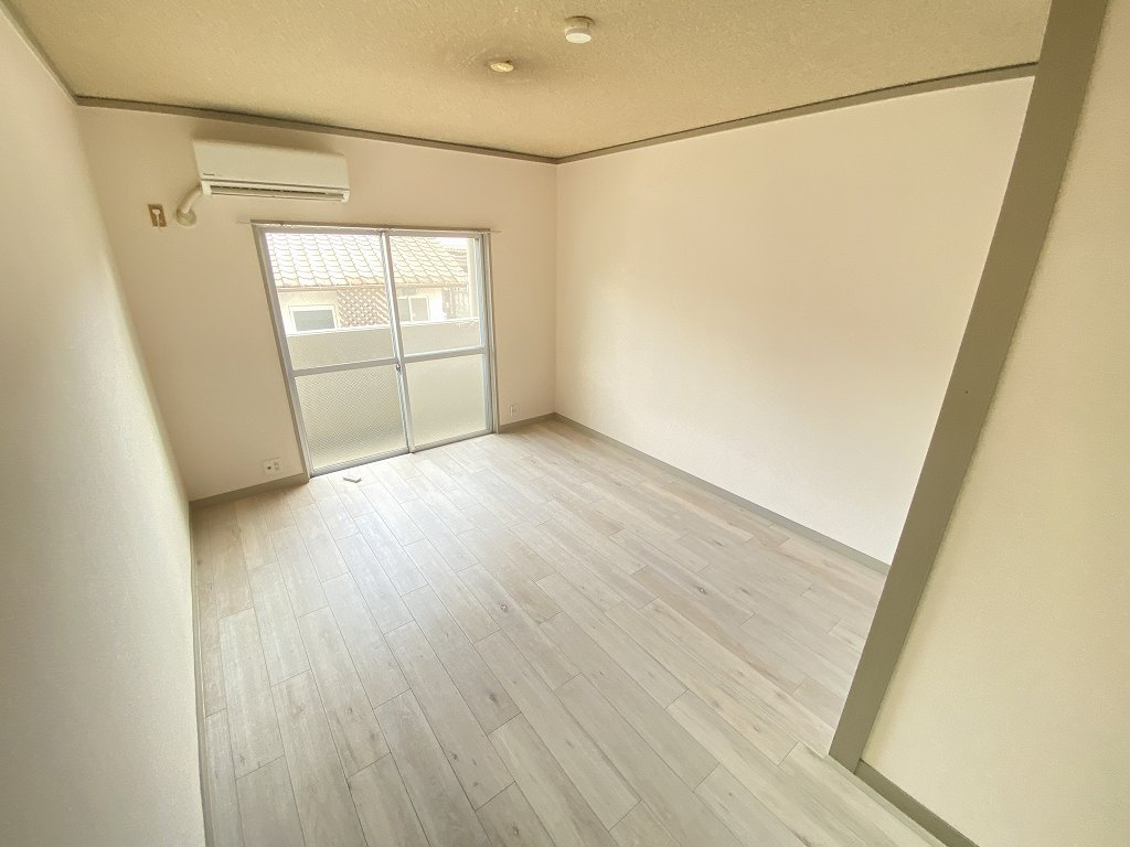 フォルム東海大前の洋室