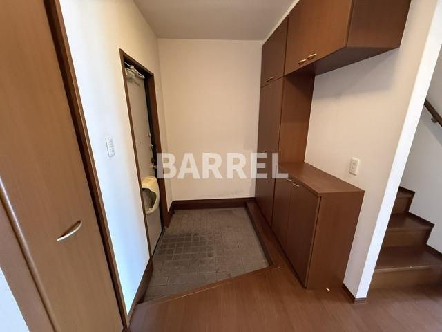 シャイアの玄関