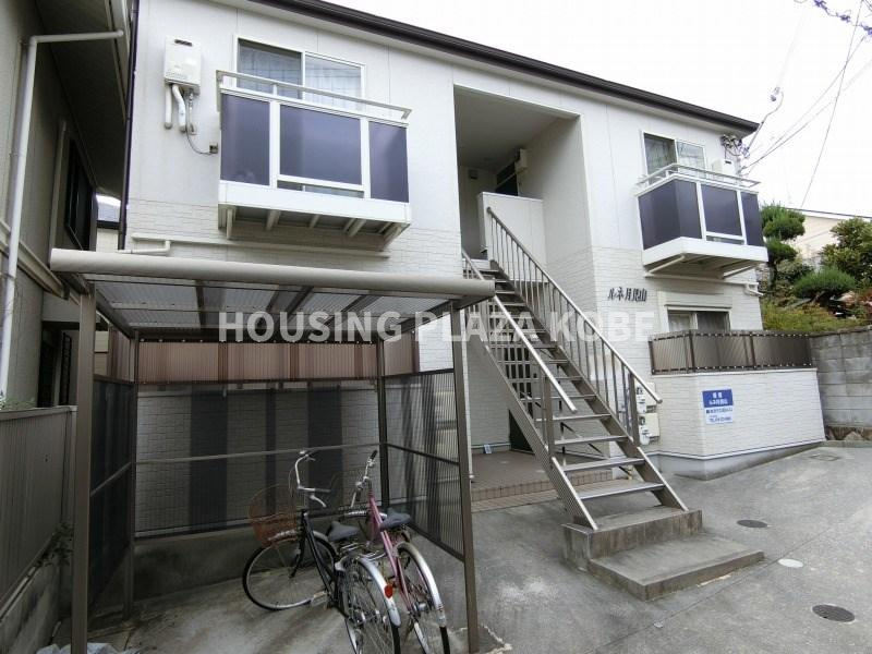 ルネ月見山の外観