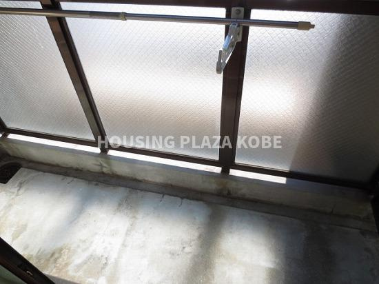 ハピネス東須磨のバルコニー