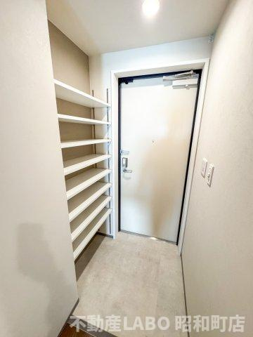 Broad阿倍野阪南町Residenceの玄関