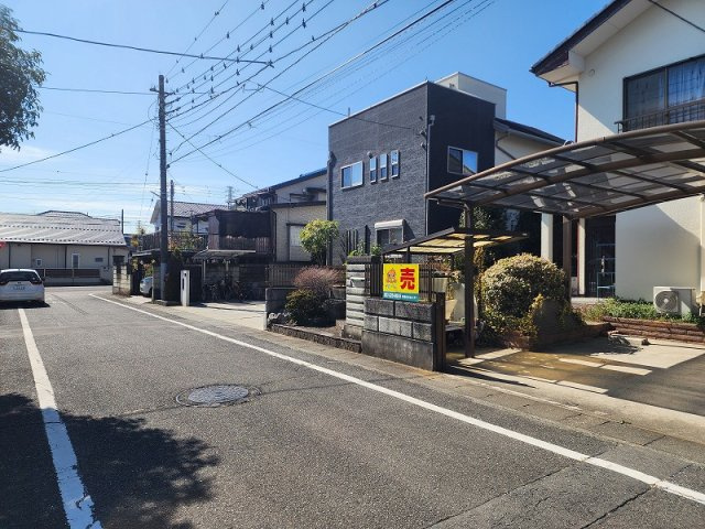高崎市中居町2丁目売地の前面道路含む現地写真