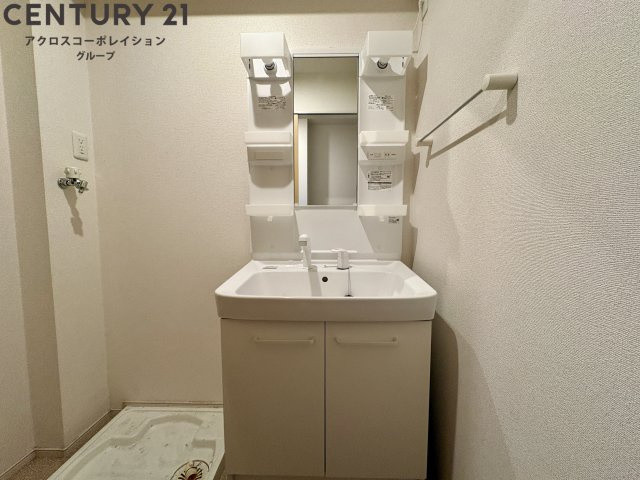 室内に洗濯機置き場があります