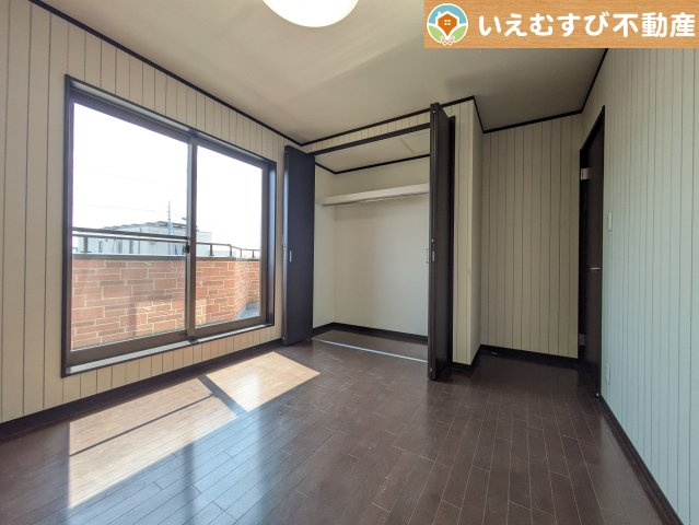 鴻巣市大芦　中古戸建の寝室