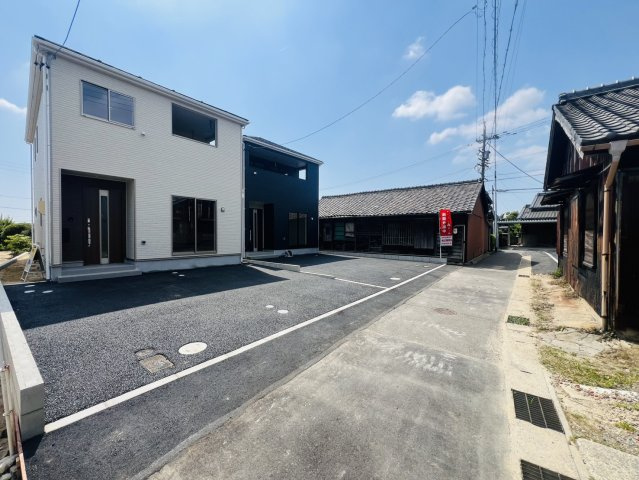 東浦町石浜青木60番1の一部『仲介手数料無料』新築一戸建て・建売の前面道路含む現地写真