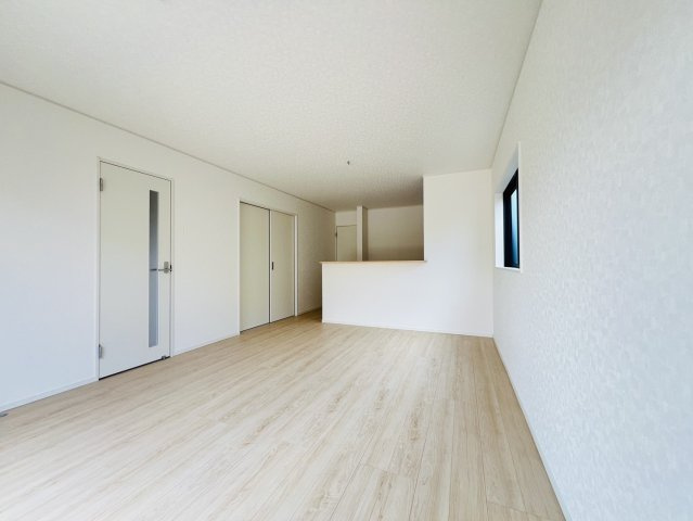 東浦町石浜青木60番1の一部『仲介手数料無料』新築一戸建て・建売の居間・リビング