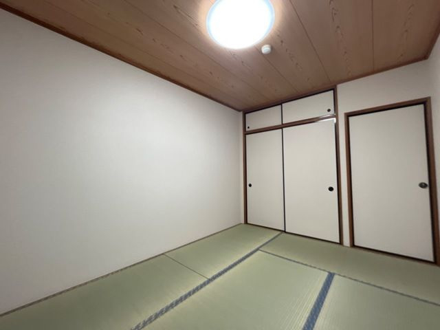 パレス東山の和室