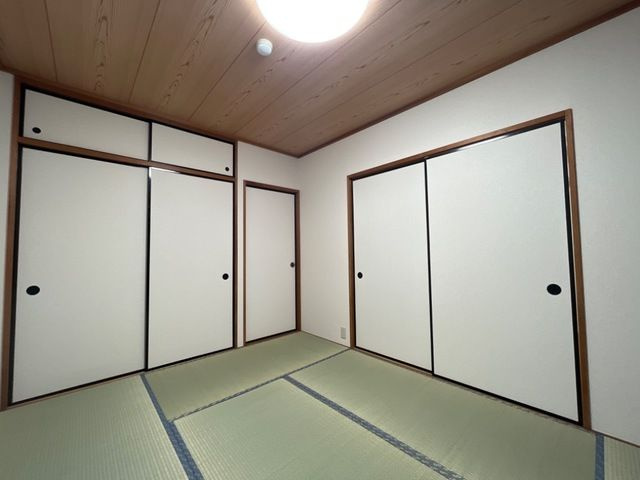 パレス東山の和室