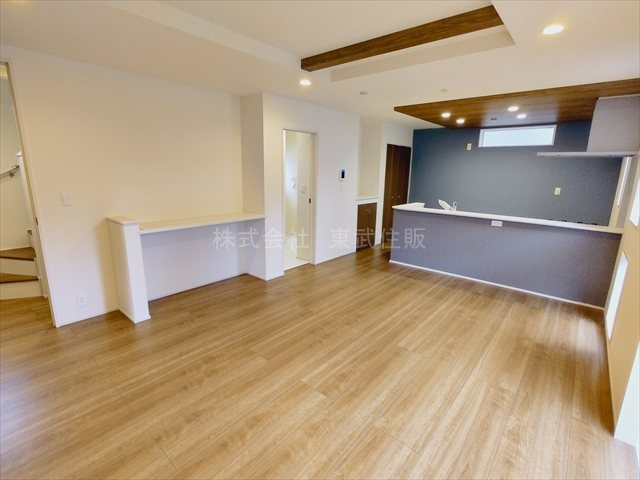 【居間・リビング】 | ふじみ野市仲3丁目 | ゆったりとした居間です