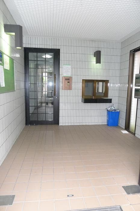 サンピア池尻のエントランス