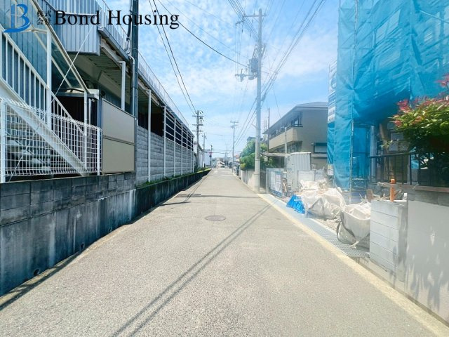 長期優良住宅取得物件　持子1丁目　新築限定1棟の前面道路含む現地写真