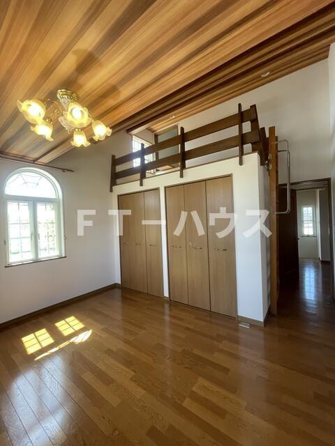 こてはし台戸建の居間・リビング