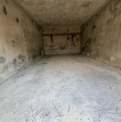 室蘭市白鳥台2丁目24-9戸建の駐車場