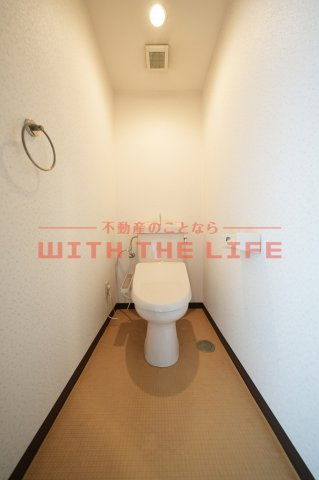すかる里村【キャッシュバック対象物件】のトイレ|落ち着いたトイレです